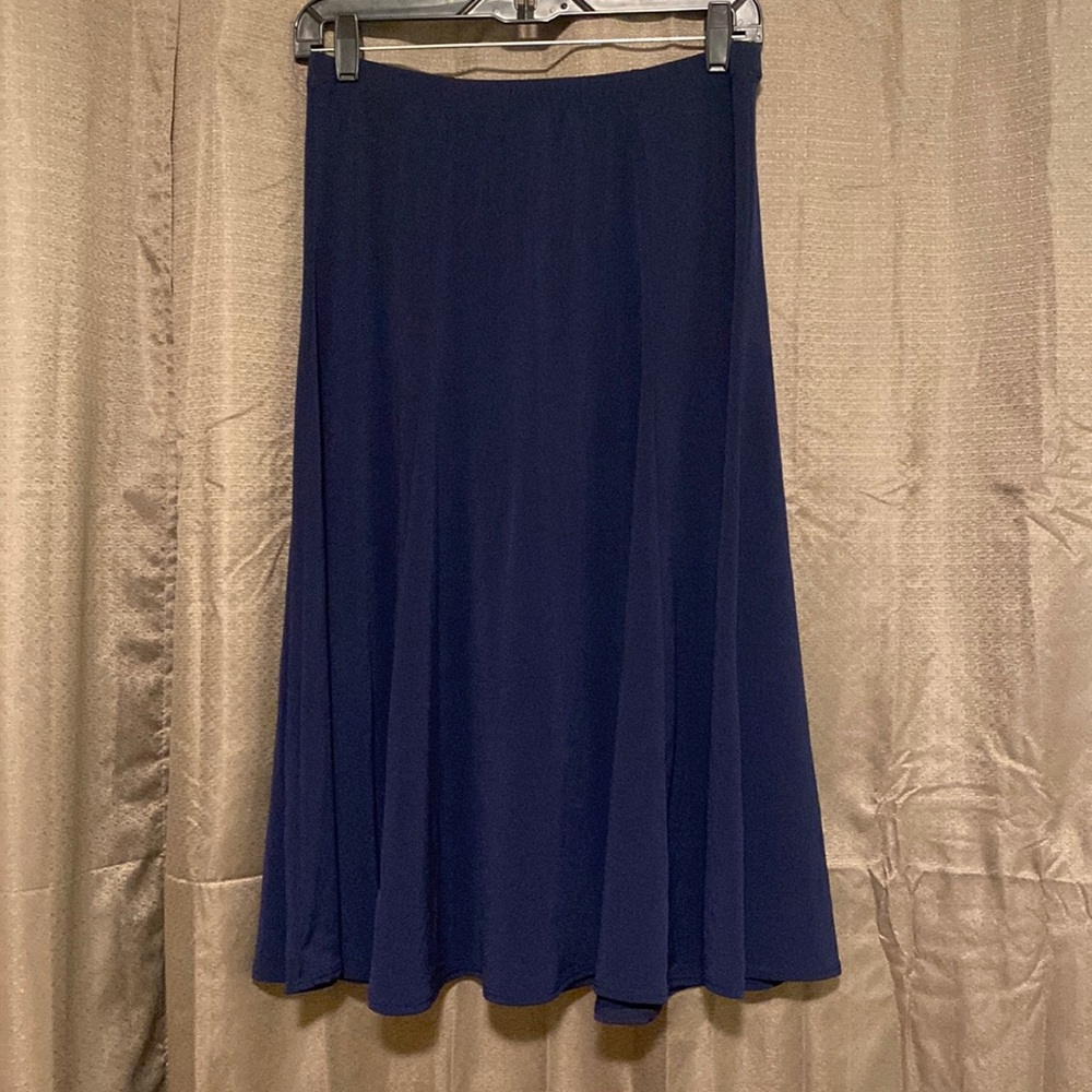 Susan Graver navy knee length skirt